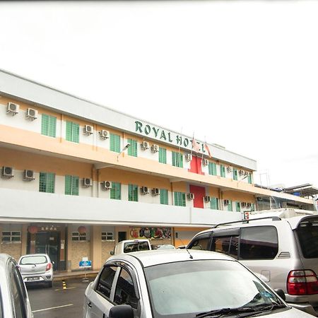 Oyo 89408 Royal Hotel Keningau Kültér fotó