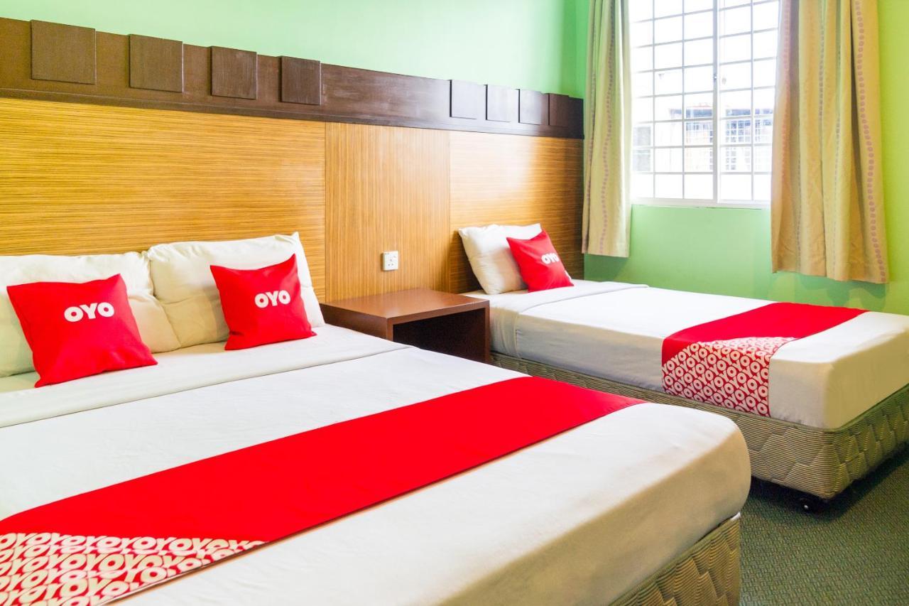 Oyo 89408 Royal Hotel Keningau Kültér fotó