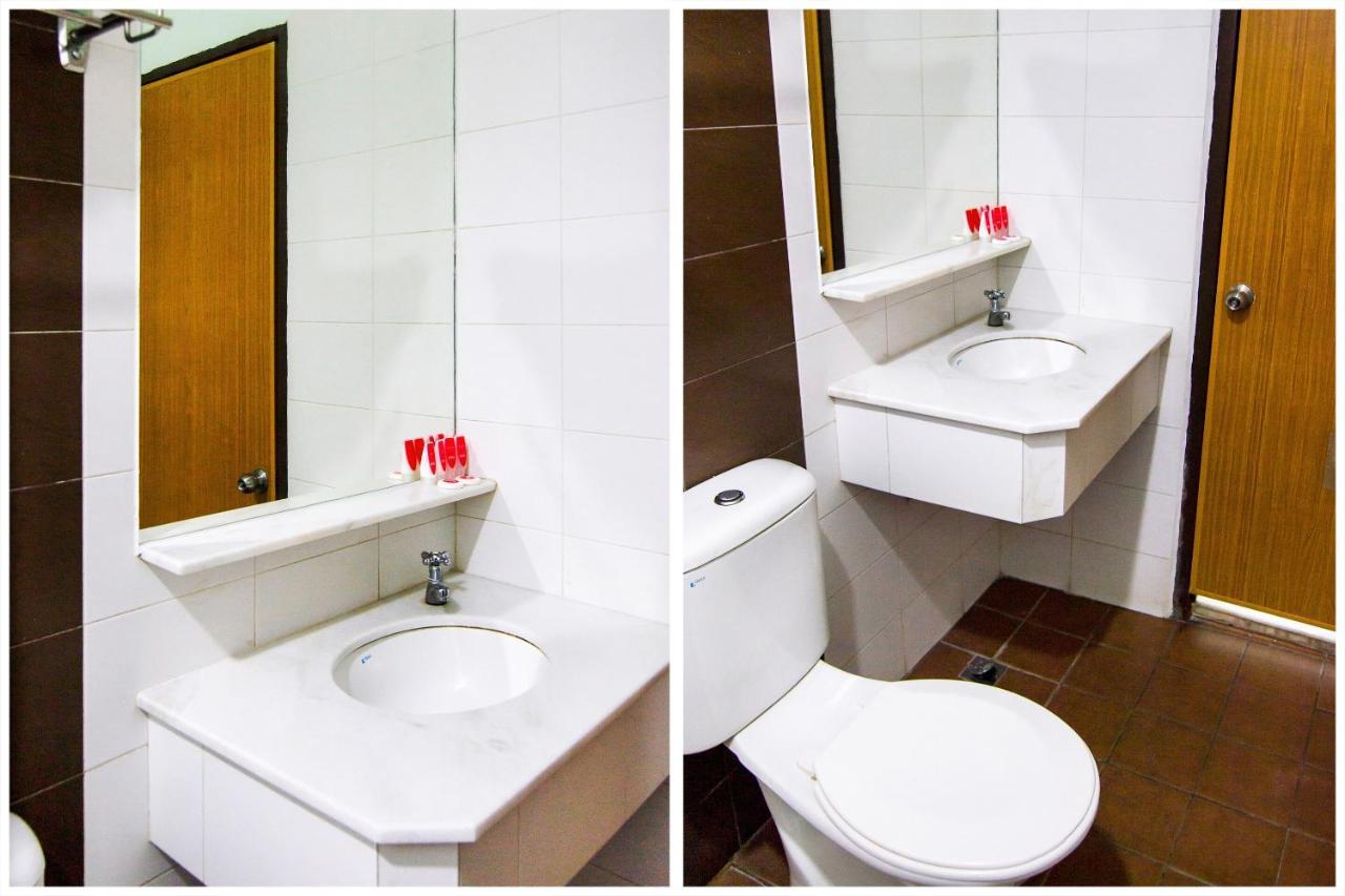Oyo 89408 Royal Hotel Keningau Kültér fotó