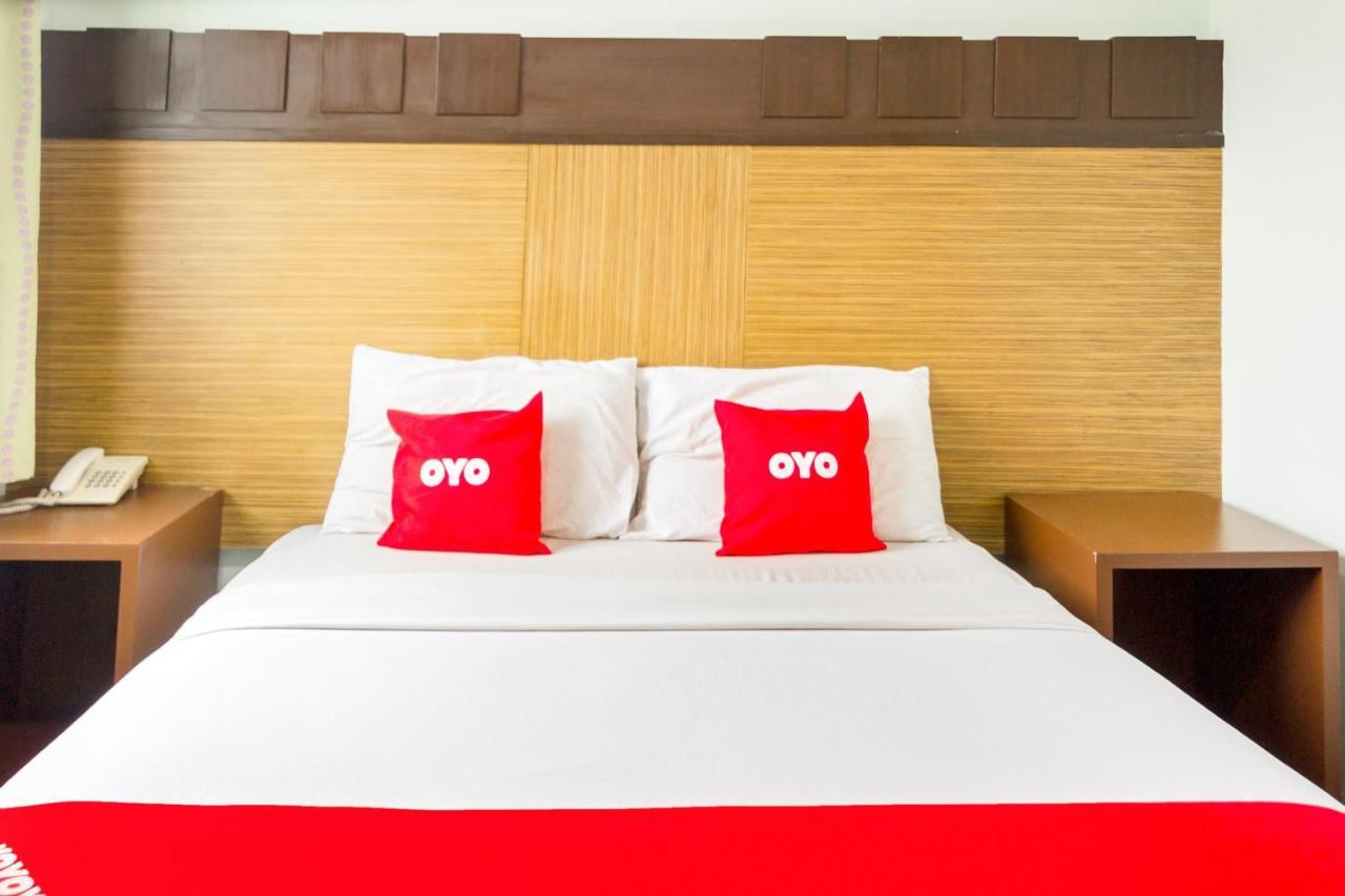 Oyo 89408 Royal Hotel Keningau Kültér fotó