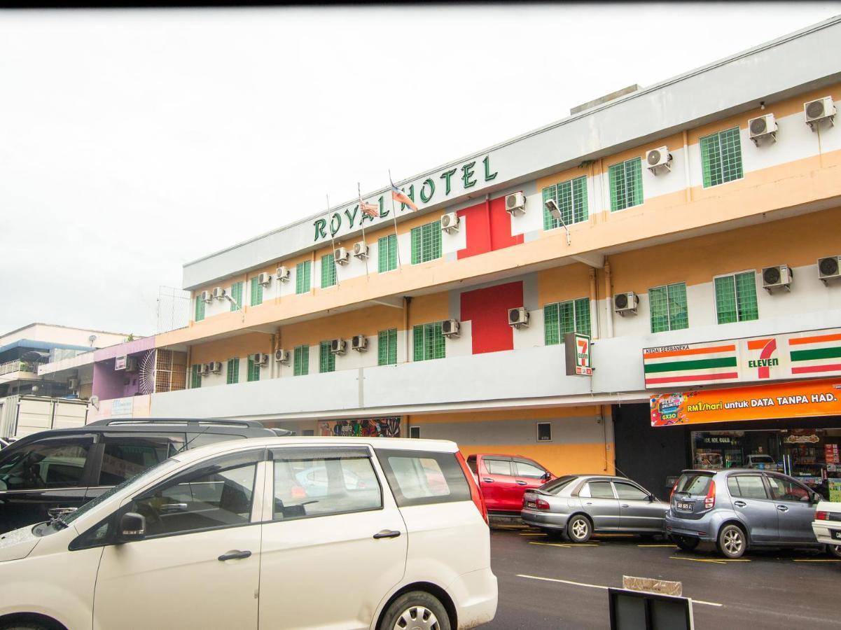Oyo 89408 Royal Hotel Keningau Kültér fotó